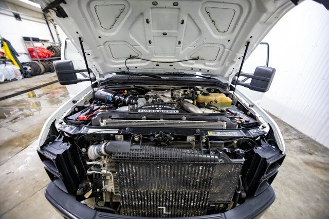 2008 Ford F-550 4x2 Reg Cab Service Body Dually  Diesel Red Deer AB