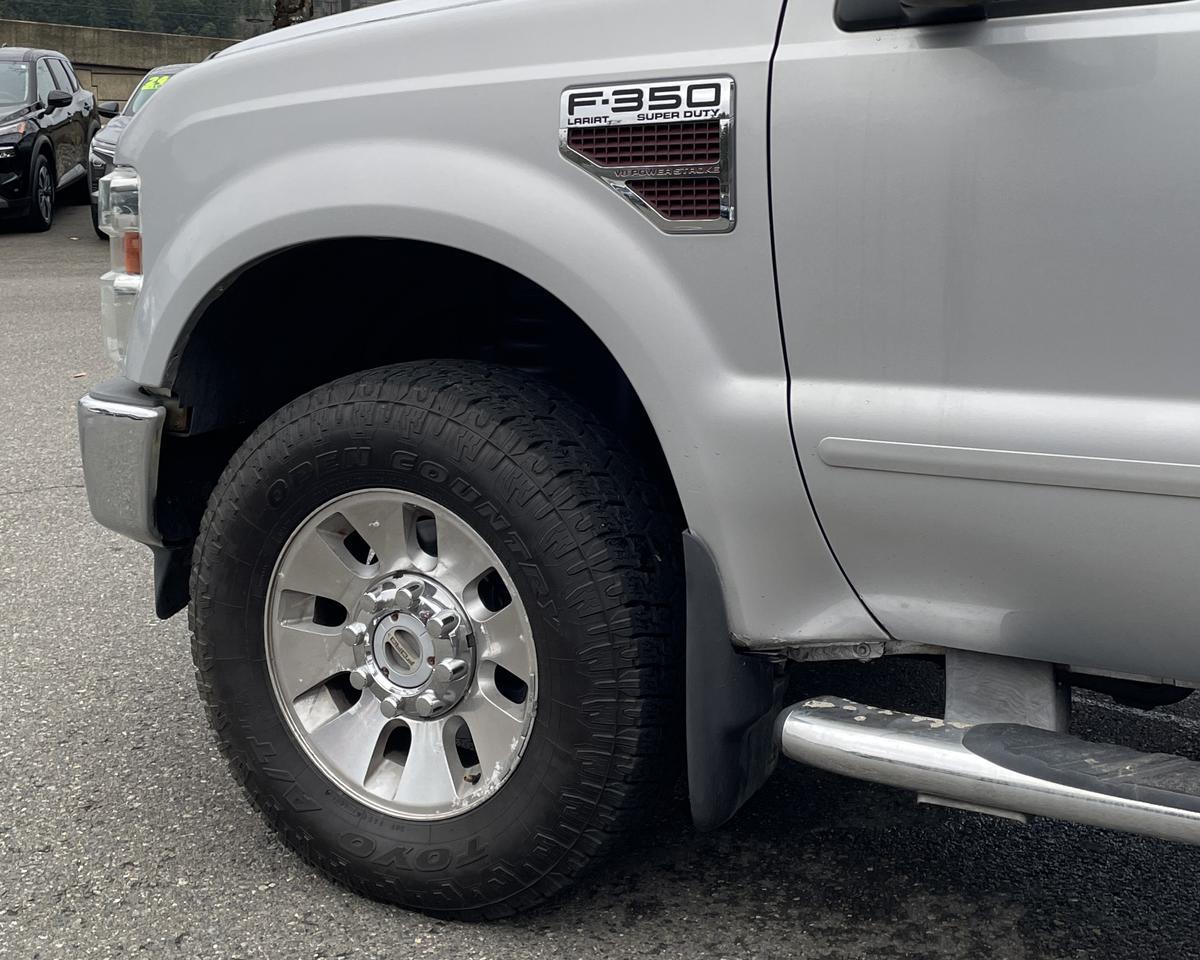 2008 Ford F350 Super Duty Crew Cab Lariat Pickup 4D 6 3/4 ft