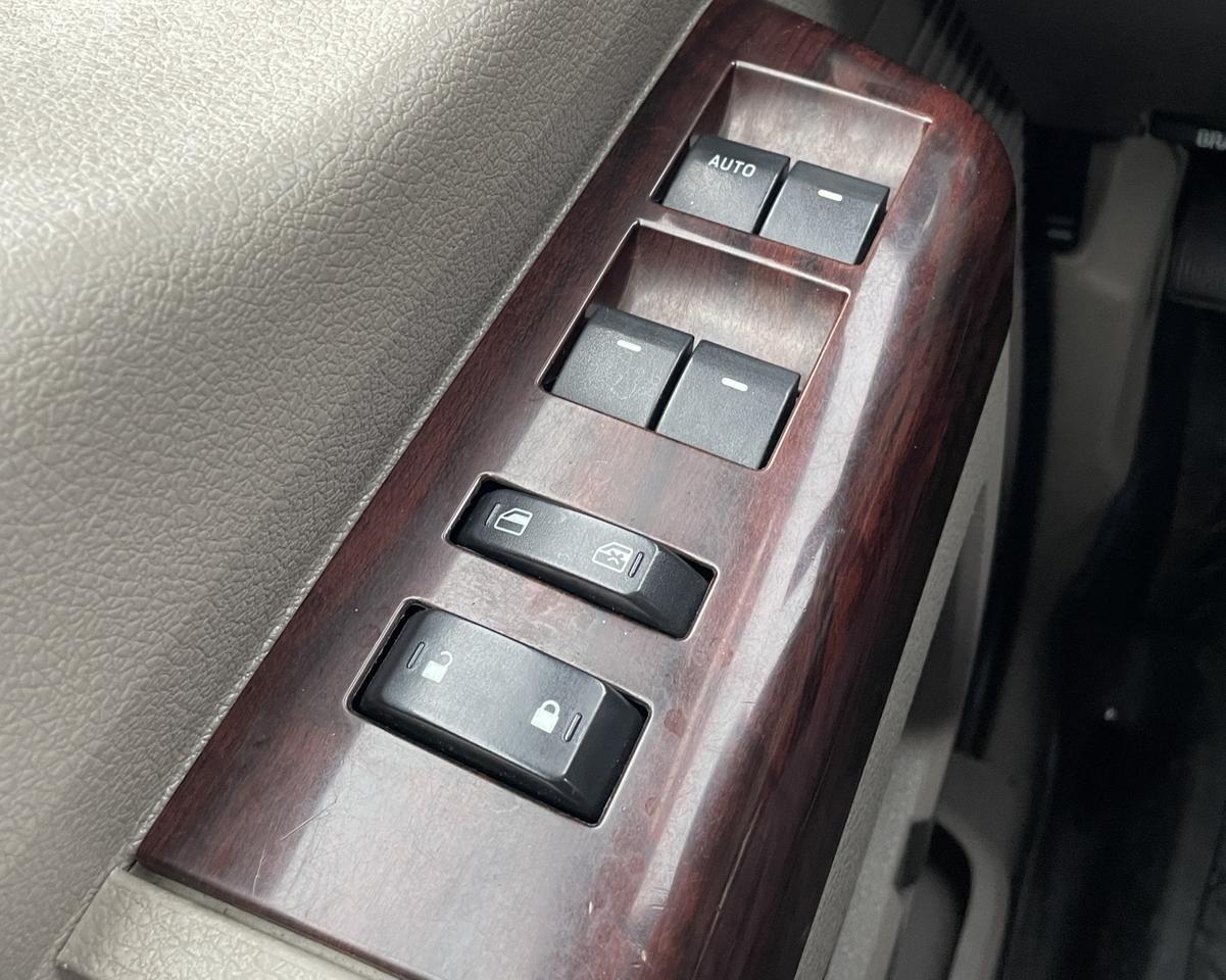 2008 Ford F350 Super Duty Crew Cab Lariat Pickup 4D 6 3/4 ft Port Orchard WA