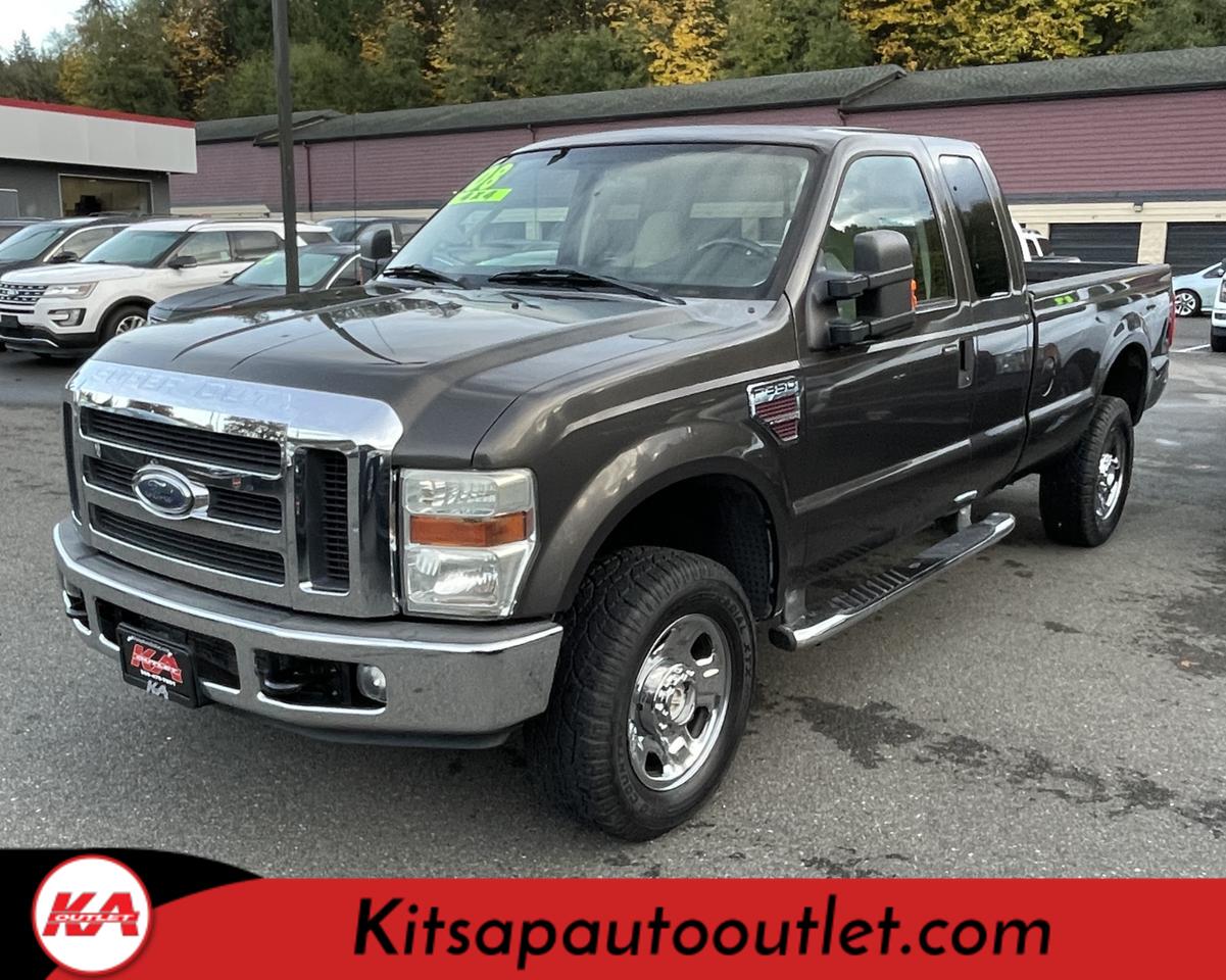 2008 Ford F350 Super Duty Super Cab XLT Pickup 4D 6 3/4 ft