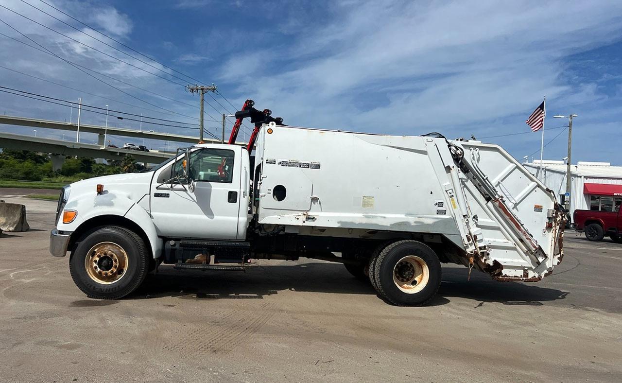 2008 Ford F750 13 yard New Way Rear Loader Garbage Truck Tampa FL