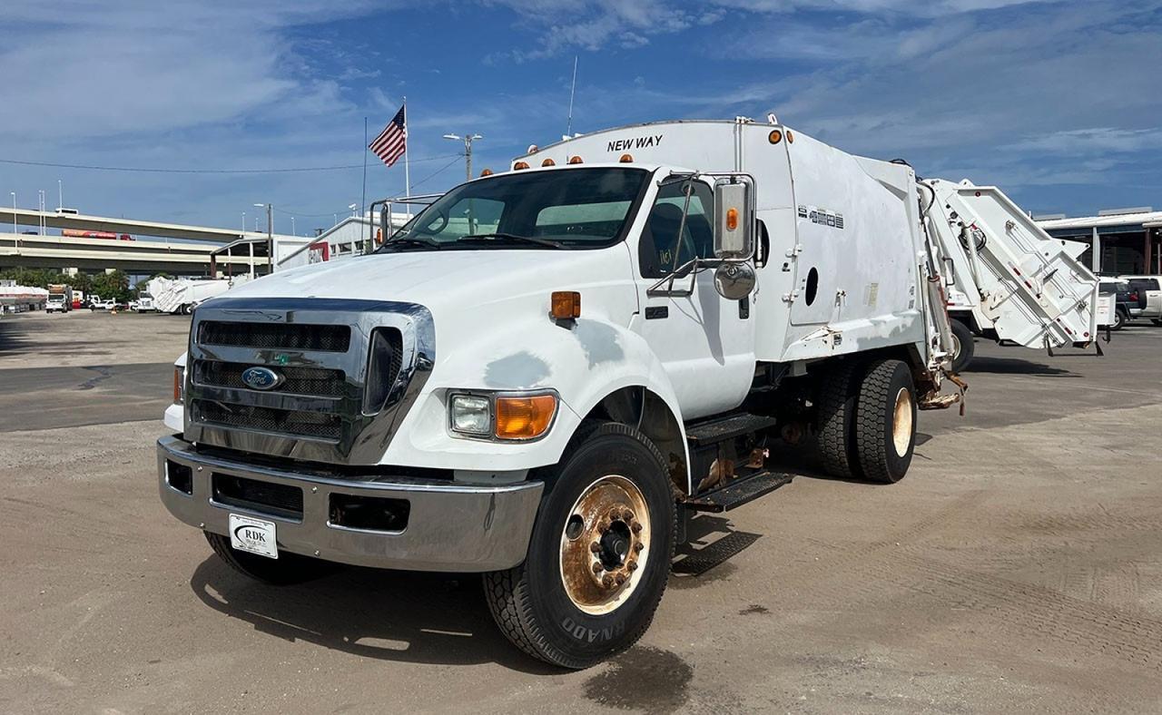 2008 Ford F750 13 yard New Way Rear Loader Garbage Truck Tampa FL