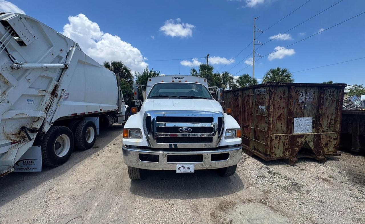2008 Ford F750 13 yard New Way Rear Loader Garbage Truck Tampa FL