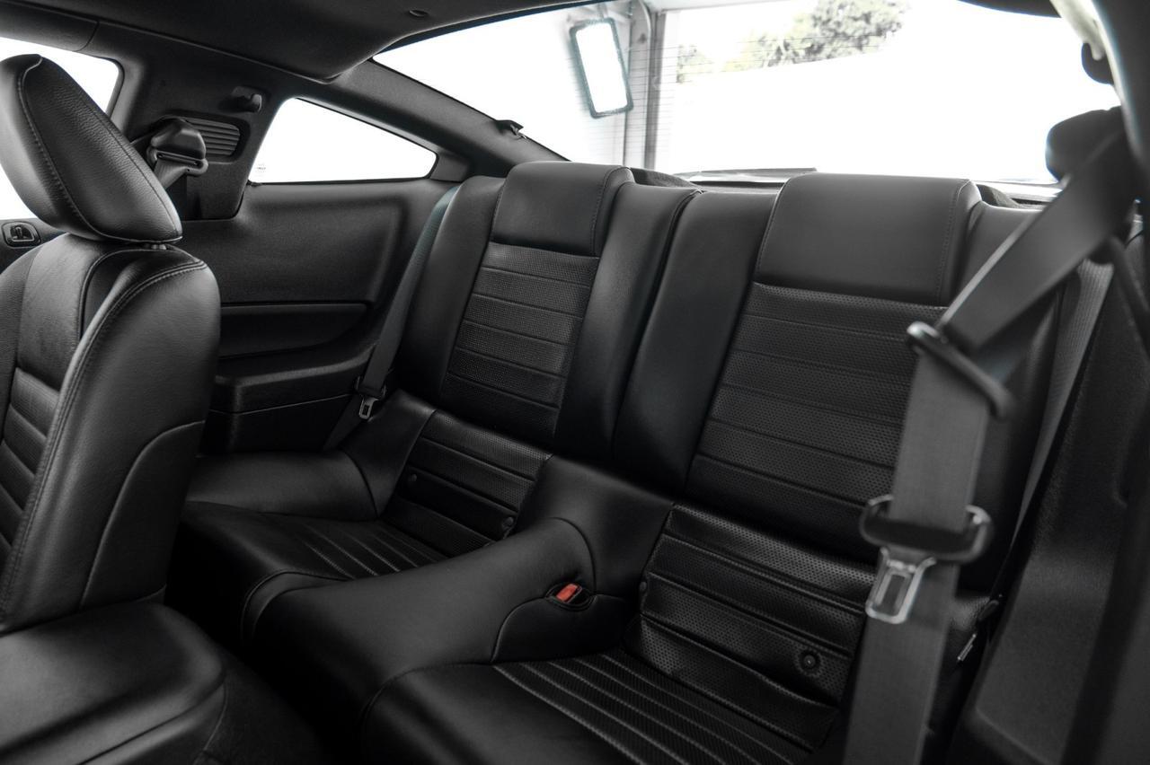 2008 Ford Mustang GT Deluxe photo 22