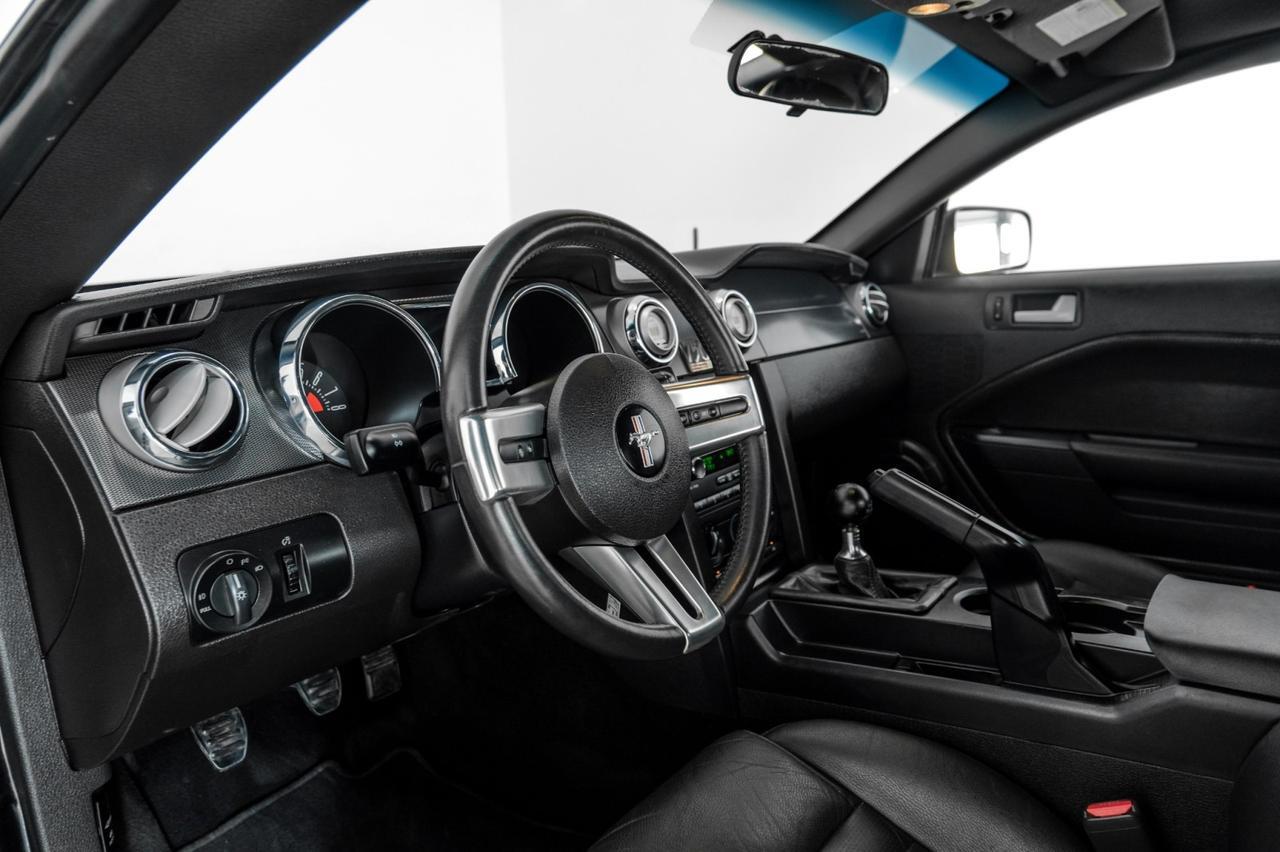 2008 Ford Mustang GT Deluxe photo 7