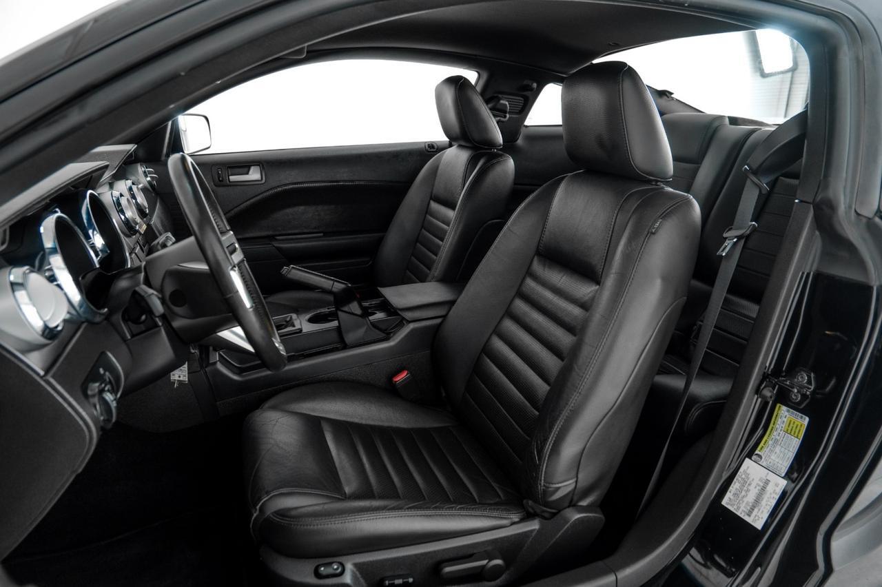 2008 Ford Mustang GT Deluxe photo 17