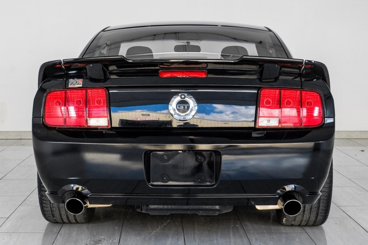 2008 Ford Mustang GT Deluxe photo 4