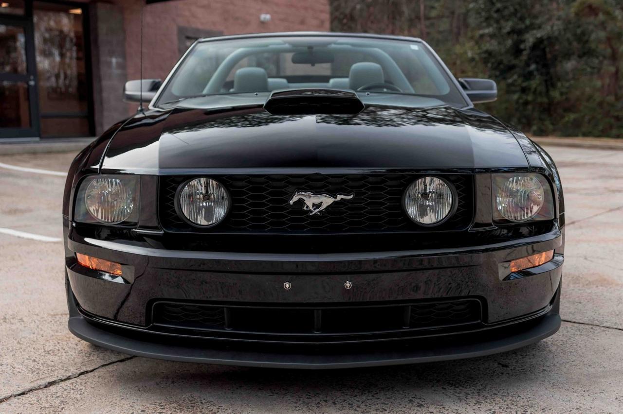 2008 Ford Mustang GT Deluxe