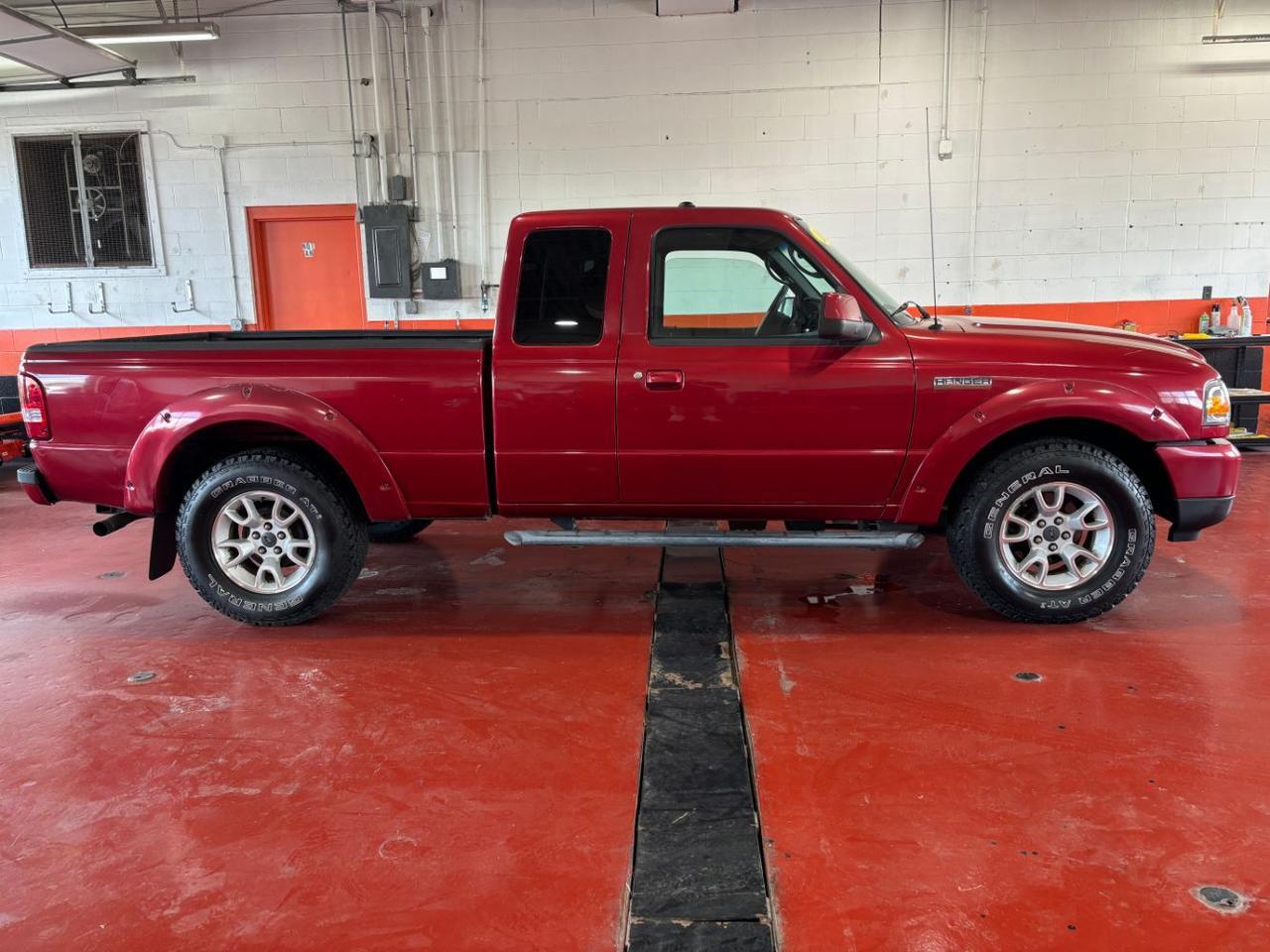 Redfire Clearcoat Metallic 2008 Ford Ranger XLT SuperCab 4Dr 4WD Pickup Truck Four-Wheel Drive Automatic