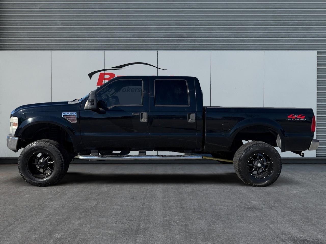 2008 Ford Super Duty F-250 SRW Lariat, RUNNING BOARDS, BLACK WHEELS, HEATED SEATS, TOW PACKAGE, SLIDING REAR WINDOW, POWER AND HEATED MIRRORS, TINTED WINDOWS, USB, AUX, TOW HOOKS, LOW MILES! Norfolk VA