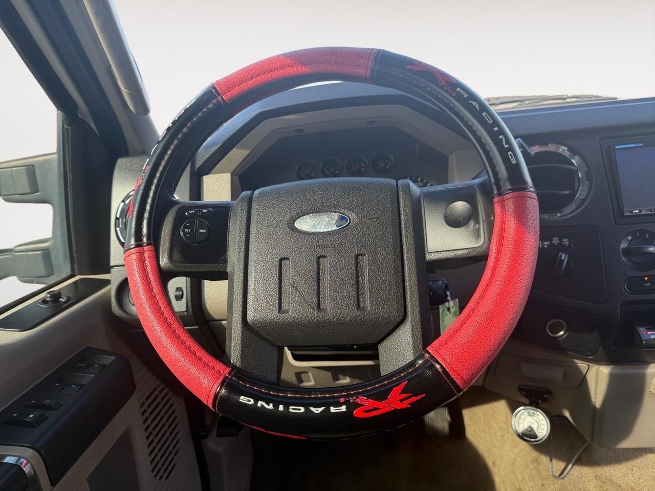 2008 Ford Super Duty F-250 SRW XLT, TOW PACKAGE, BED LINER, SLIDING REAR WINDOW, TAILGATE STEP, POWER MIRRORS, KEYLESS ENTRY, AUX, 4X4, LOW MILES! Norfolk VA