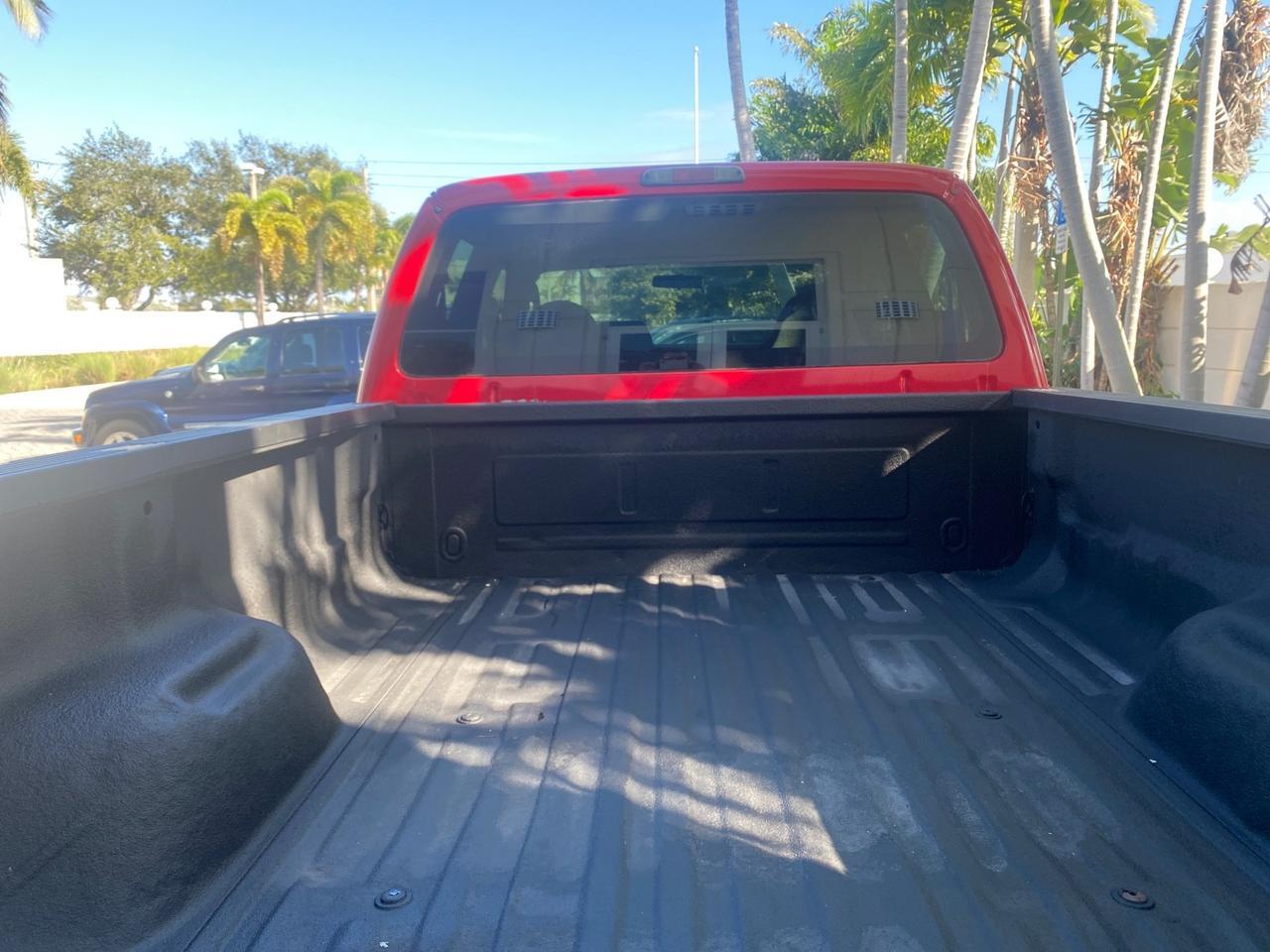2008 Ford Super Duty F-350 DRW XL LOW MILES 43,076 4WD Pompano Beach FL