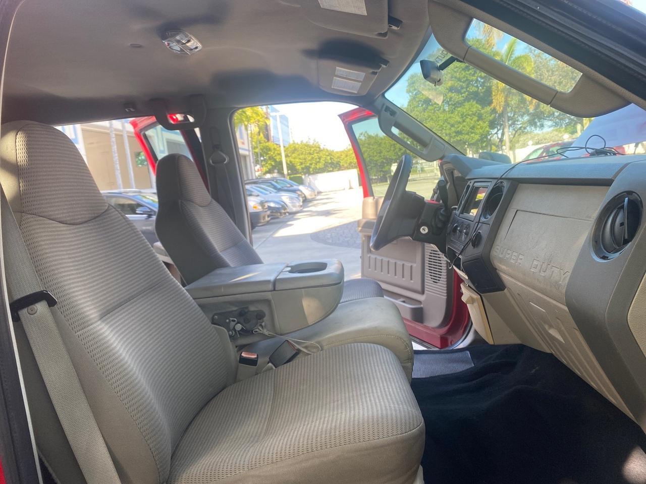 2008 Ford Super Duty F-350 DRW XL LOW MILES 43,076 4WD Pompano Beach FL
