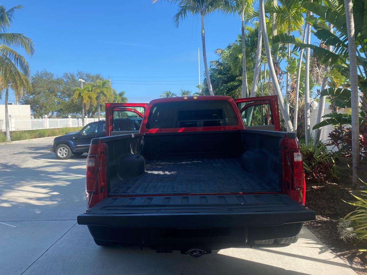 2008 Ford Super Duty F-350 DRW XL LOW MILES 43,076 4WD Pompano Beach FL