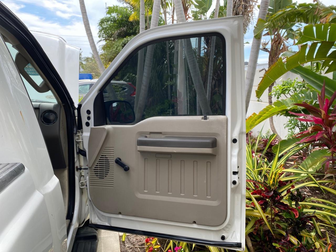 2008 Ford Super Duty F-350 POWER STROKE TURBO DIESEL XL Pompano Beach FL