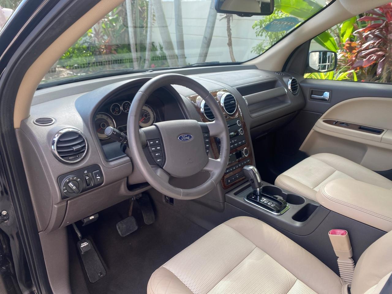 2008 Ford Taurus X Eddie Bauer LOW MILES 46,208 Pompano Beach FL