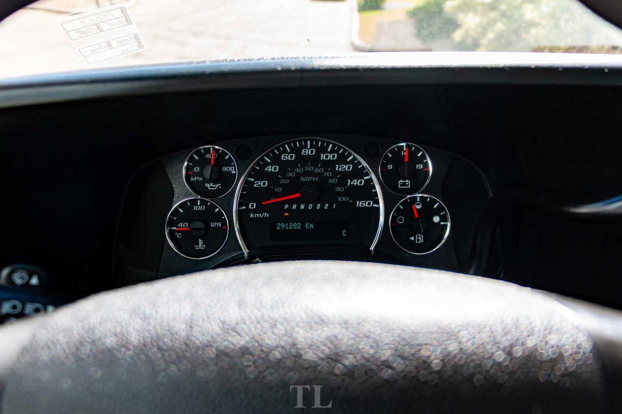 2008 GMC Savana G3500 Cutaway Cube Van Diesel Power Gate Red Deer AB