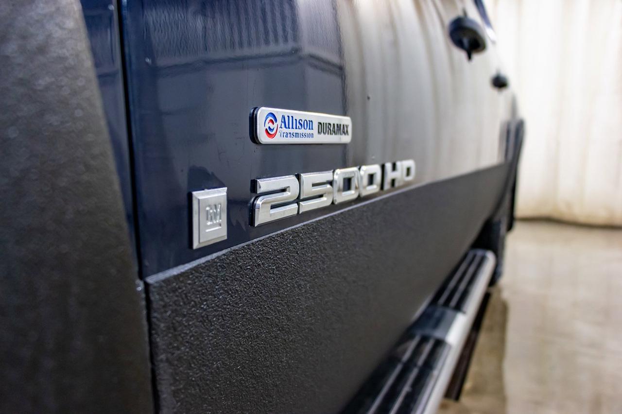 2008 GMC Sierra 2500HD 4x4 Crew Cab SLE Diesel Red Deer AB