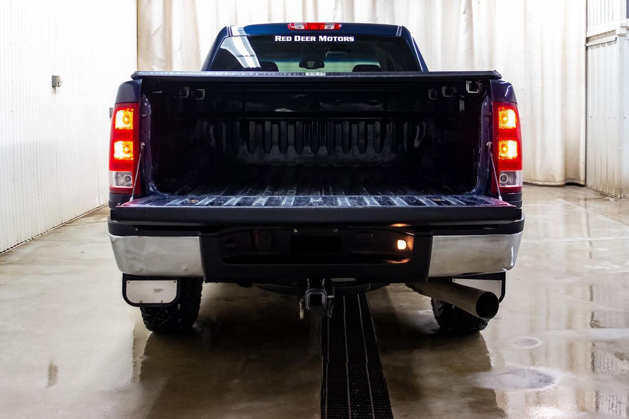 2008 GMC Sierra 2500HD 4x4 Crew Cab SLE Diesel Red Deer AB