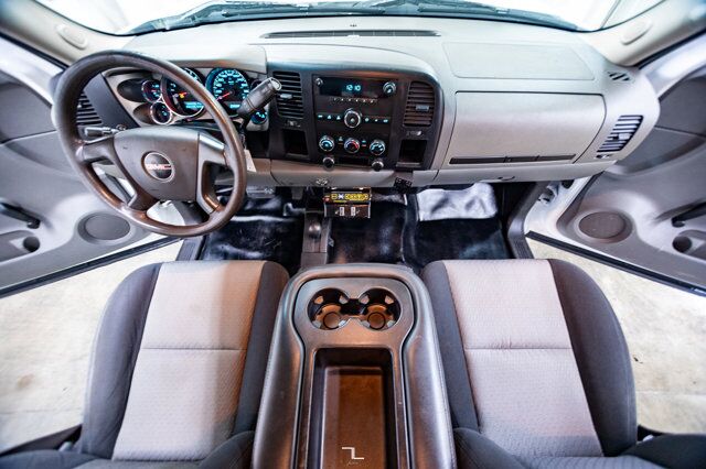 2008 GMC Sierra 2500HD 4x4 Ext Cab SLE Mechanics Box Red Deer AB