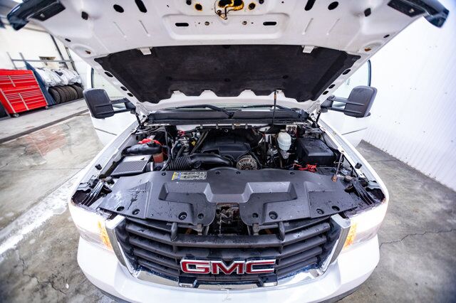 2008 GMC Sierra 2500HD 4x4 Ext Cab SLE Mechanics Box Red Deer AB