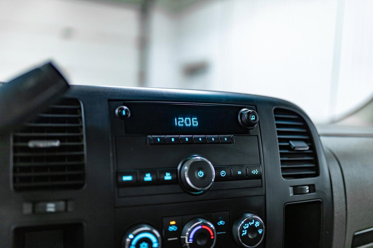 2008 GMC Sierra 2500HD 4x4 Ext Cab SLE Mechanics Box Red Deer AB