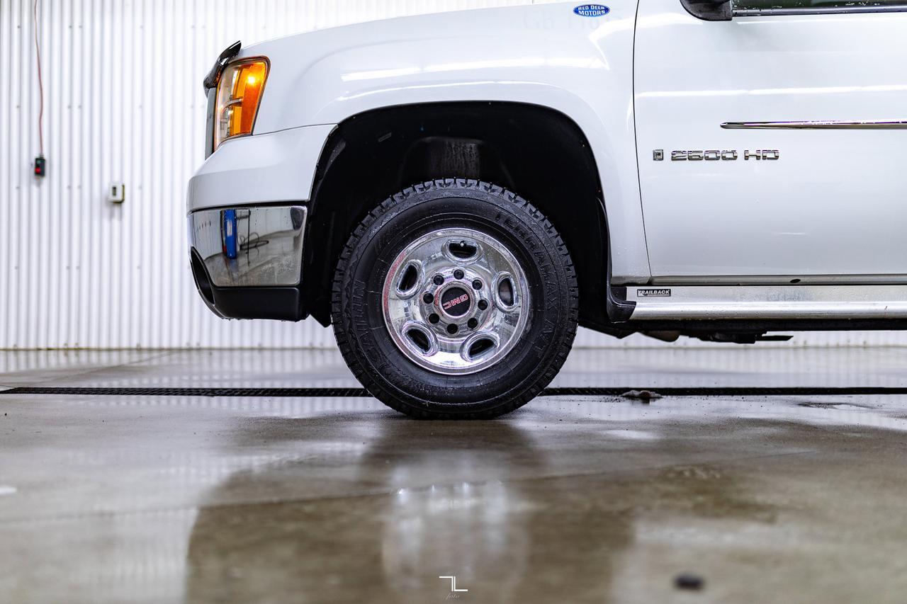 2008 GMC Sierra 2500HD 4x4 Ext Cab SLE Mechanics Box Red Deer AB