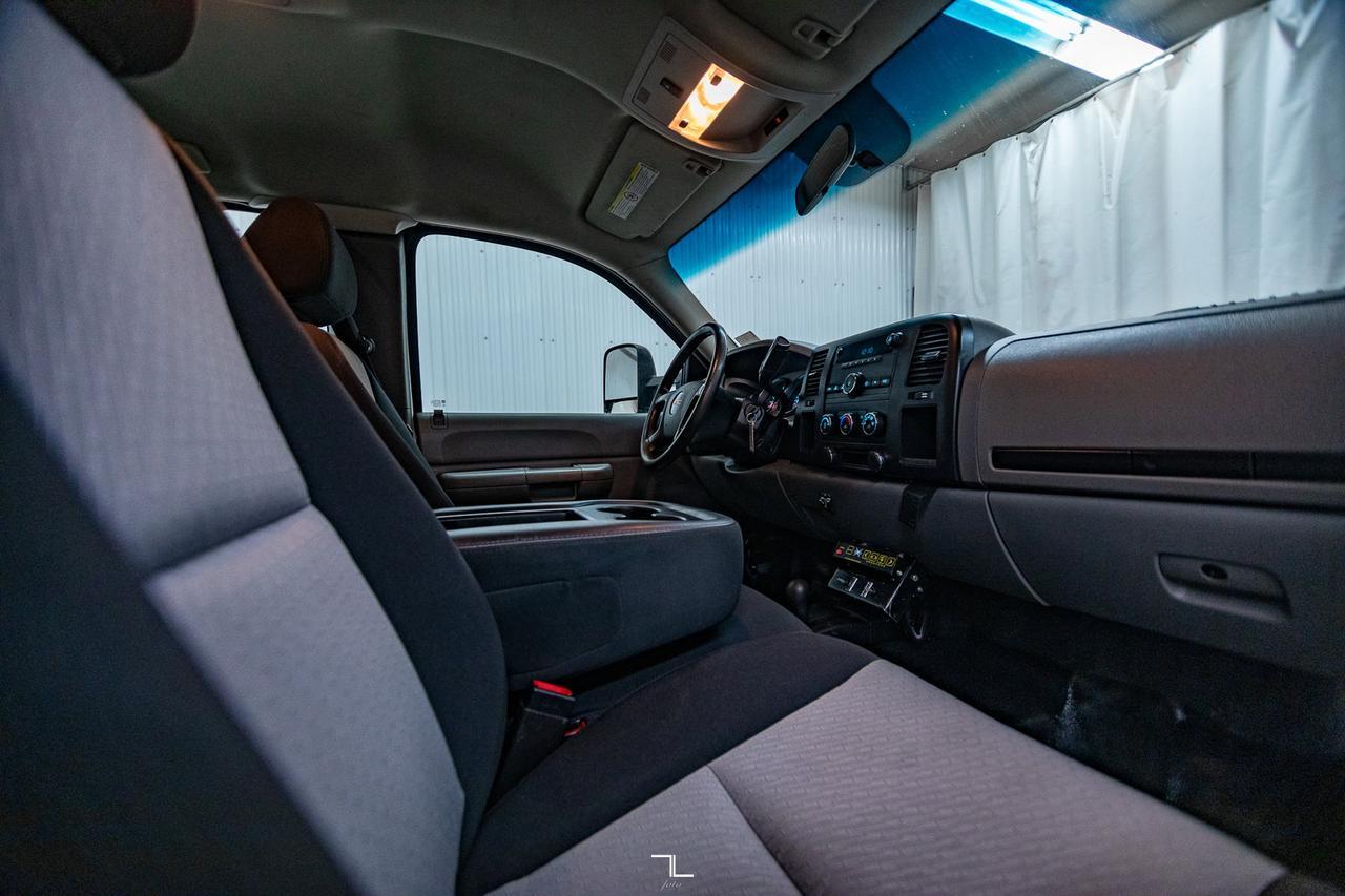 2008 GMC Sierra 2500HD 4x4 Ext Cab SLE Mechanics Box Red Deer AB