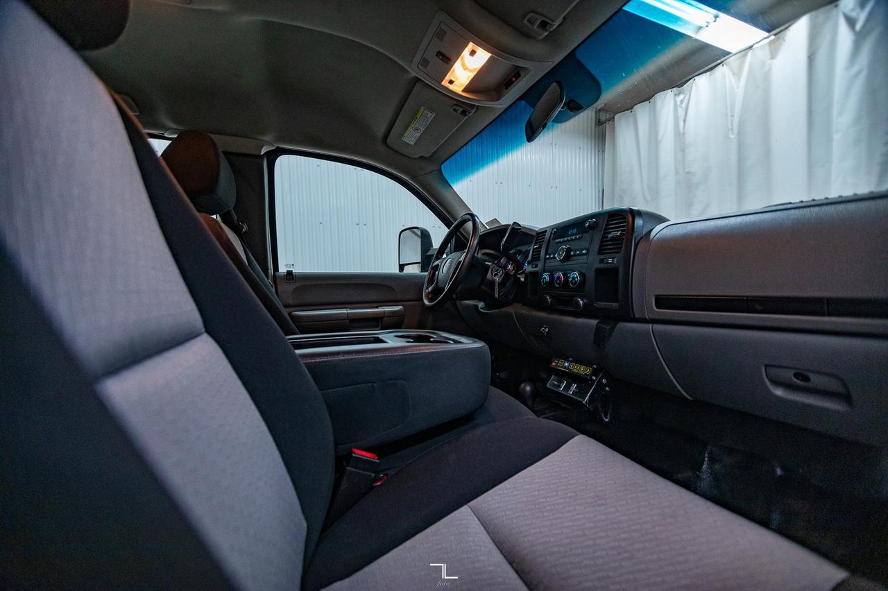 2008 GMC Sierra 2500HD 4x4 Ext Cab SLE Mechanics Box Red Deer AB