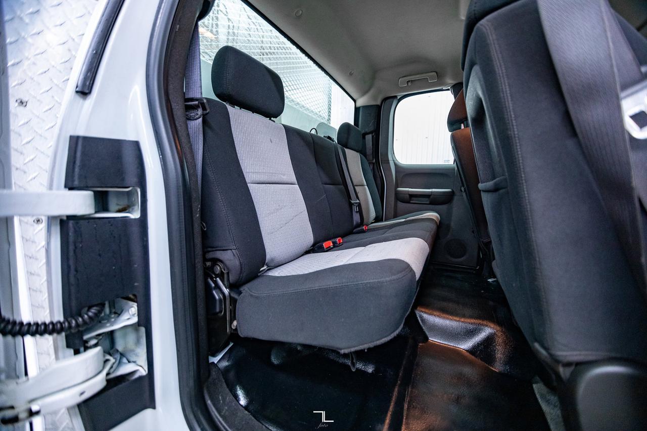 2008 GMC Sierra 2500HD 4x4 Ext Cab SLE Mechanics Box Red Deer AB