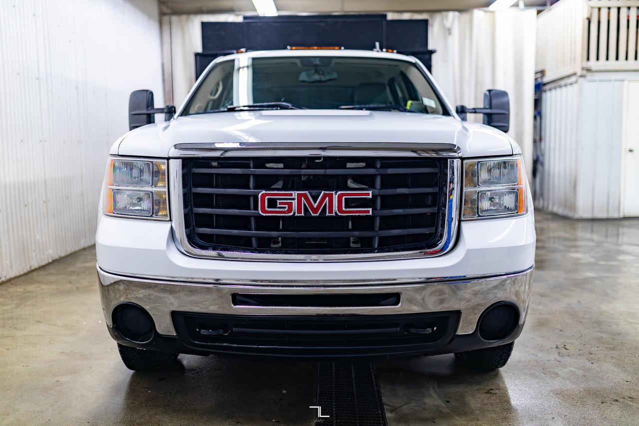 2008 GMC Sierra 3500HD 4x2 Crew Cab Dump Box Red Deer AB