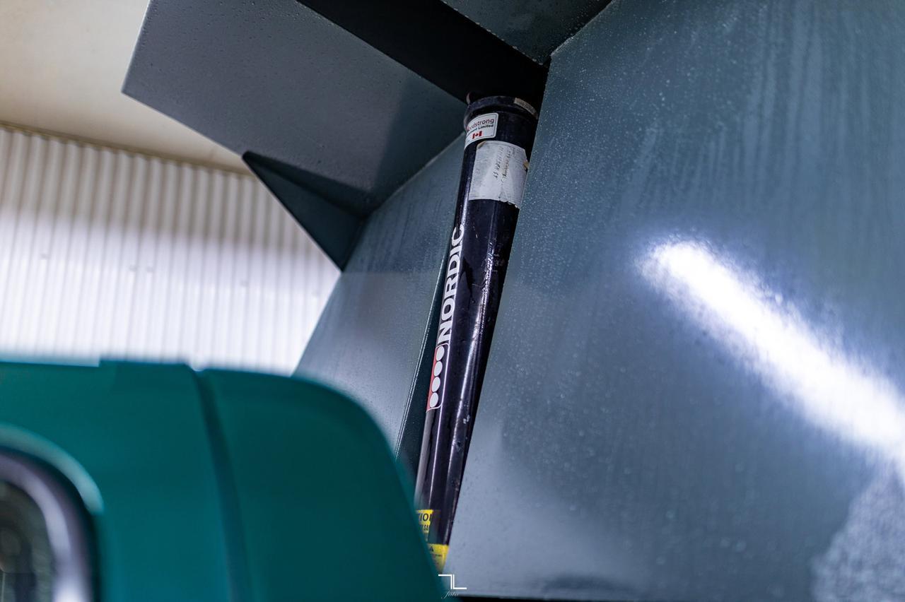 2008 GMC Sierra 3500HD 4x4 Reg Cab LT Dump Box Diesel Dually Red Deer AB