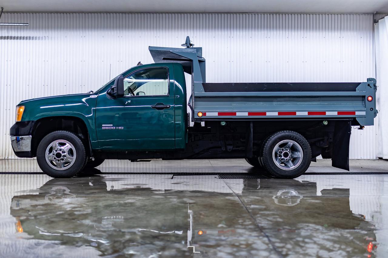 2008 GMC Sierra 3500HD 4x4 Reg Cab LT Dump Box Diesel Dually Red Deer AB