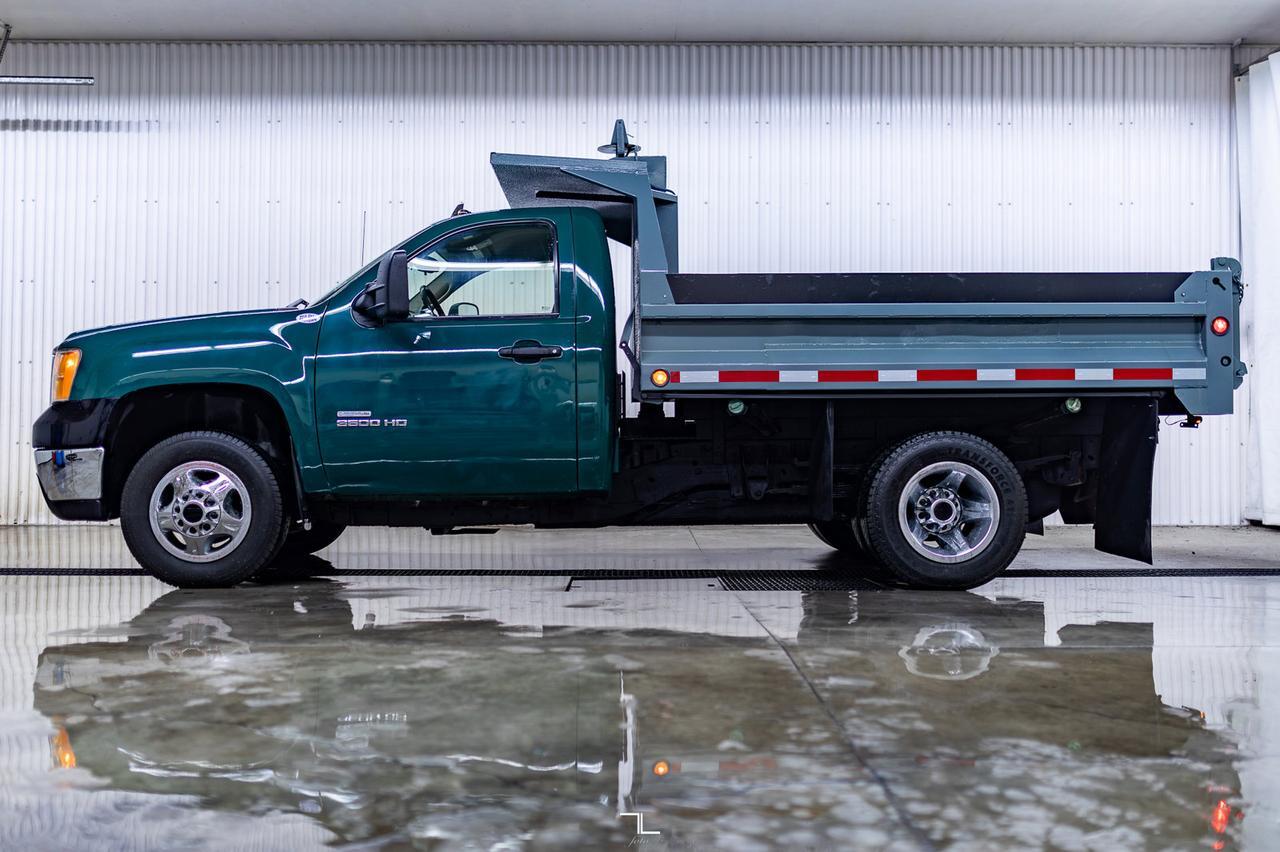 2008 GMC Sierra 3500HD 4x4 Reg Cab LT Dump Box Diesel Dually Red Deer AB