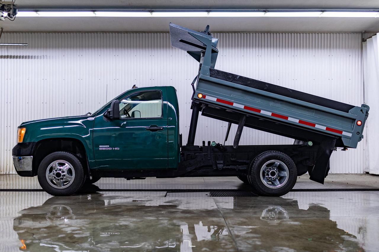 2008 GMC Sierra 3500HD 4x4 Reg Cab LT Dump Box Diesel Dually Red Deer AB