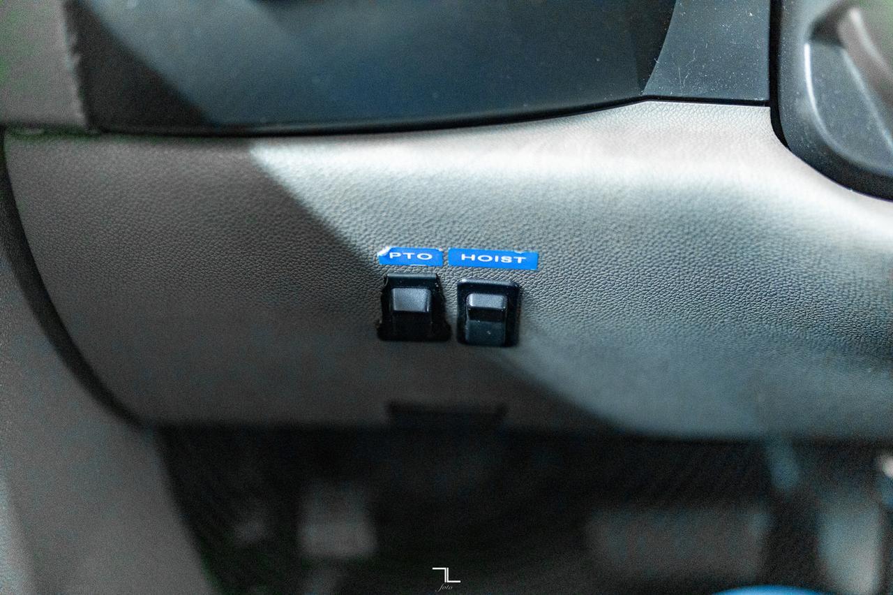 2008 GMC Sierra 3500HD 4x4 Reg Cab LT Dump Box Diesel Dually Red Deer AB