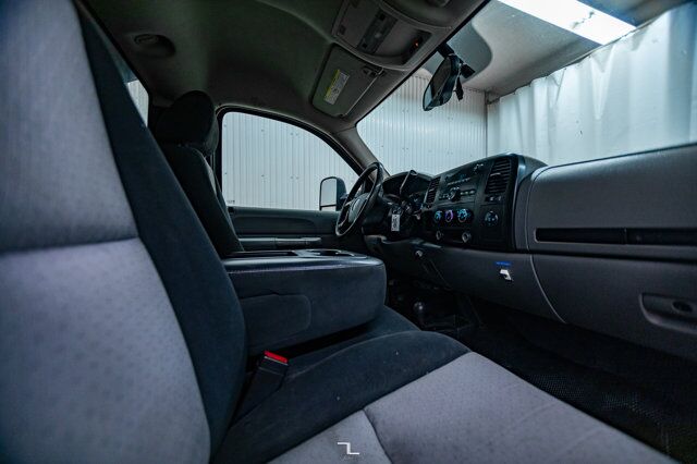 2008 GMC Sierra 3500HD 4x4 Reg Cab LT Dump Box Diesel Dually Red Deer AB