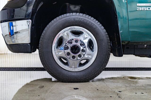 2008 GMC Sierra 3500HD 4x4 Reg Cab LT Dump Box Diesel Dually Red Deer AB