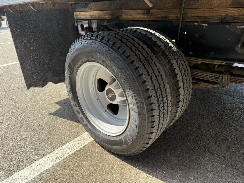 2008 GMC Sierra 3500HD Stake Flatbed WT Collinsville OK