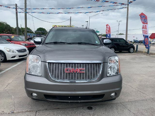 2008 GMC Yukon XL SLE-1 1/2 Ton 2WD Sarasota FL