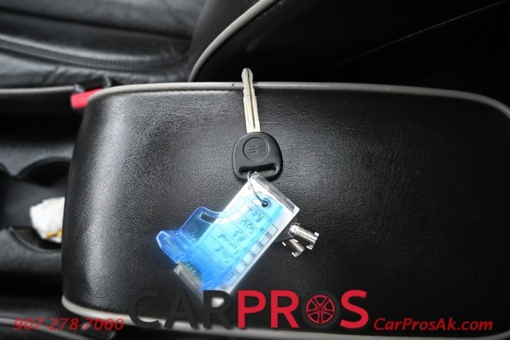 2008 HUMMER H3 Alpha - 4X4 - 5.3L V8 - Power & Heated Leather Seats - Sunroof - Power Windows & Door Locks - Tow Package Anchorage AK