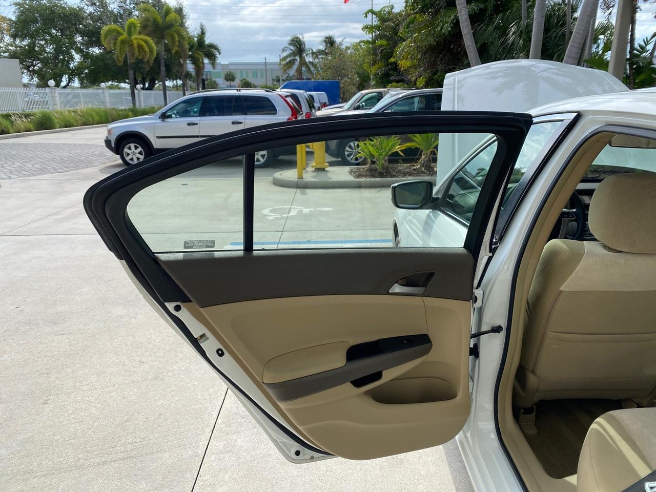 2008 Honda Accord Sdn LX-P LOW MILES 49,816 1 OWNER Pompano Beach FL