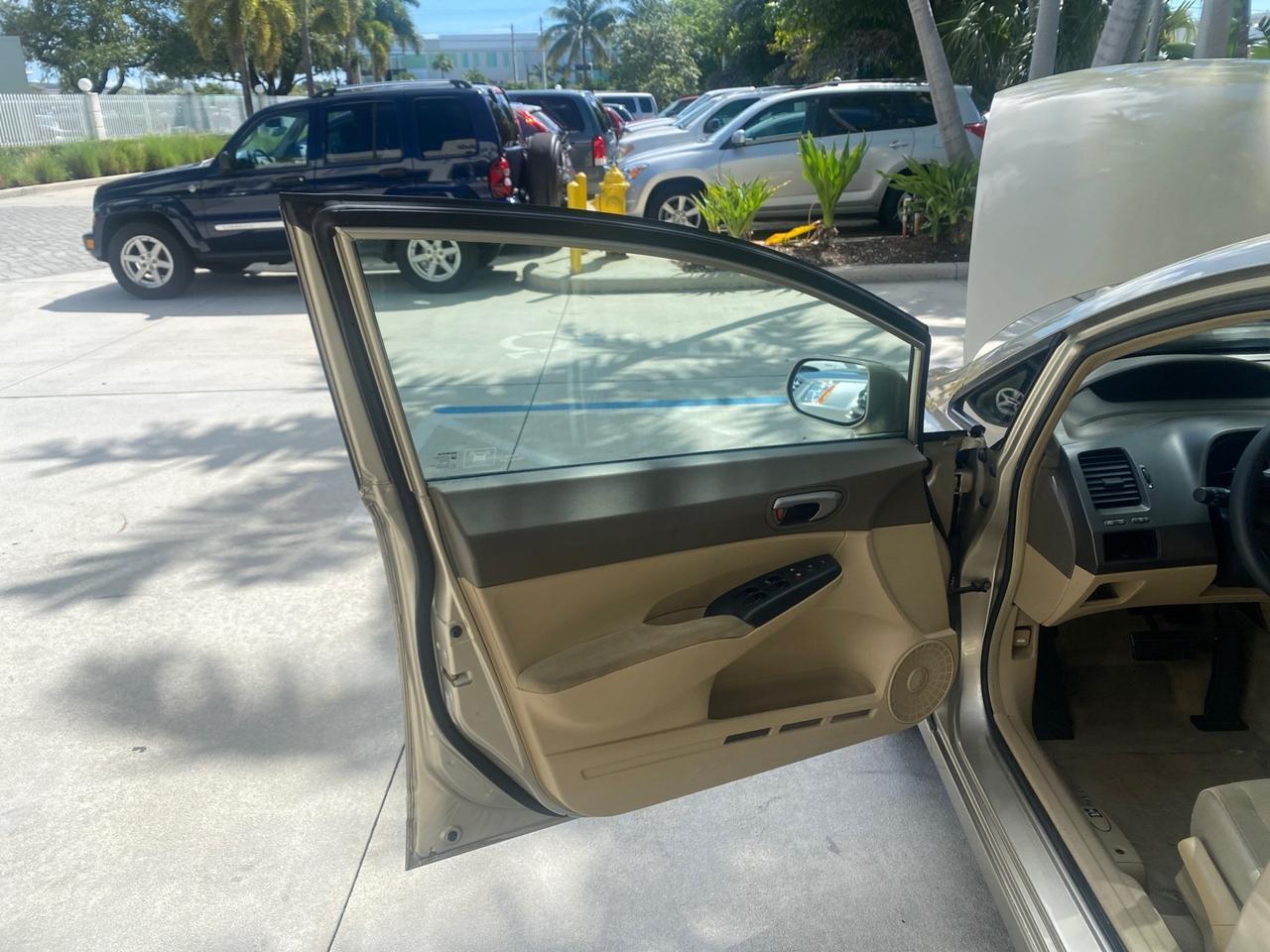 2008 Honda Civic Sdn LX LOW MILES 26,917 1 OWNER Pompano Beach FL