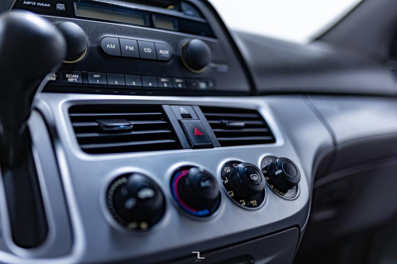 2008 Honda Odyssey LX 3rd Row Seats Red Deer AB