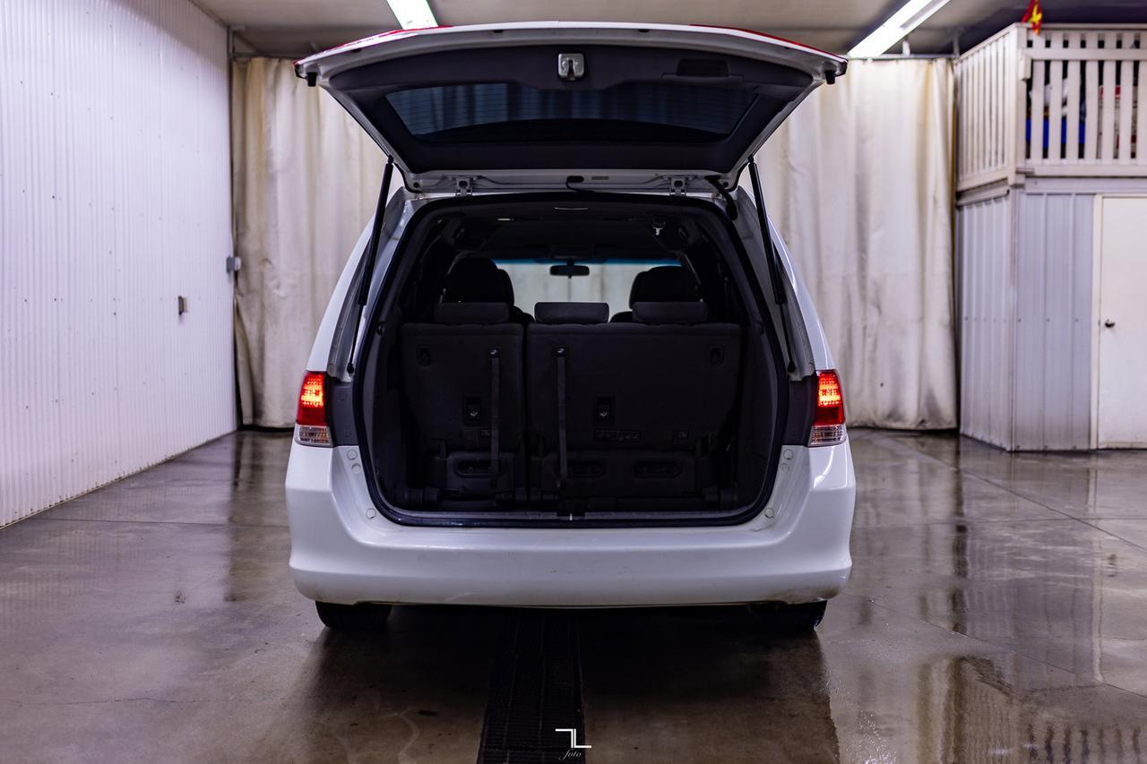 2008 Honda Odyssey LX 3rd Row Seats Red Deer AB