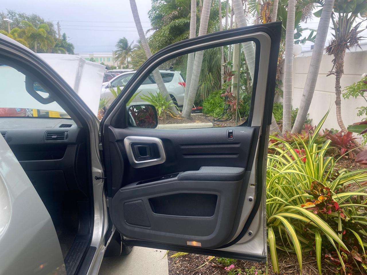 2008 Honda Ridgeline RT 4WD LOW MILES NO ACCIDENTS Pompano Beach FL