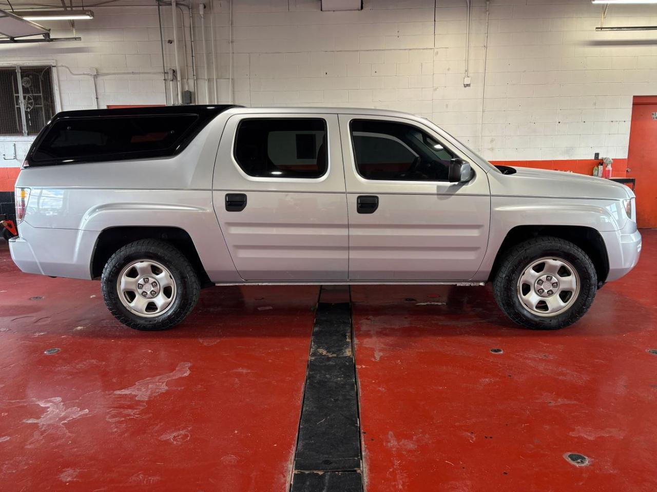 Billet Silver Metallic 2008 Honda Ridgeline Pickup Truck Four-Wheel Drive Automatic