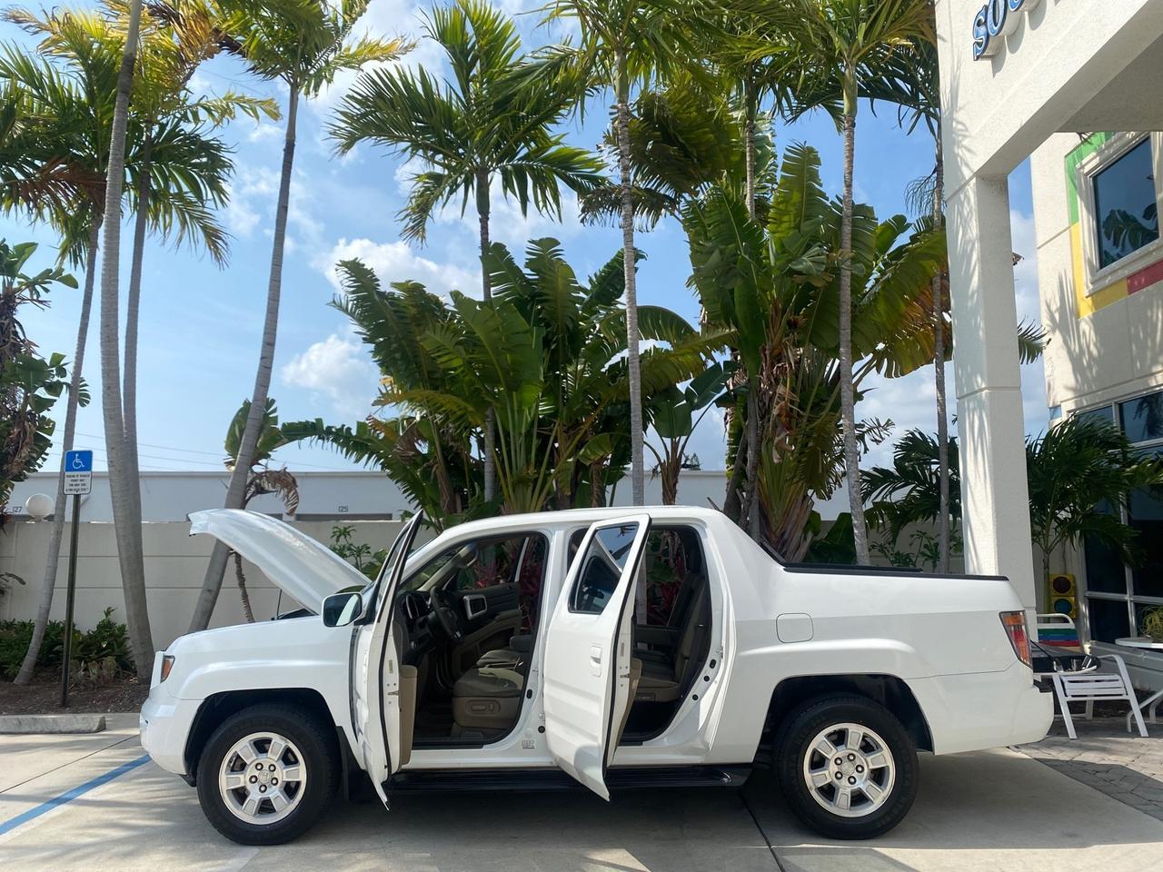 2008 Honda Ridgeline RTS 4WD LOW MILES 73,653 1 OWNER Pompano Beach FL