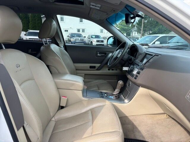 2008 INFINITI FX35  Whitehall PA