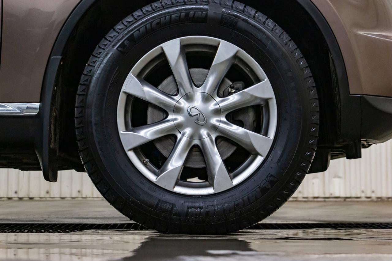 2008 Infiniti FX35 AWD Luxury Edition Leather Roof Nav Red Deer AB